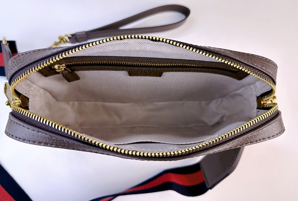 激安グッチバッグコピー着用イメージ